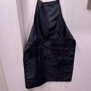 MANE CAPER BLACK UNISEX ADJUSTABLE LIGHT WEIGHT PROFESSIONAL APRON W/POCKETS